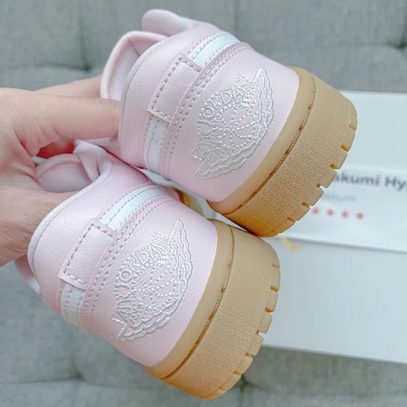 🌸 nike Air Jordan 1 low pastel pink - Picture 4 of 4